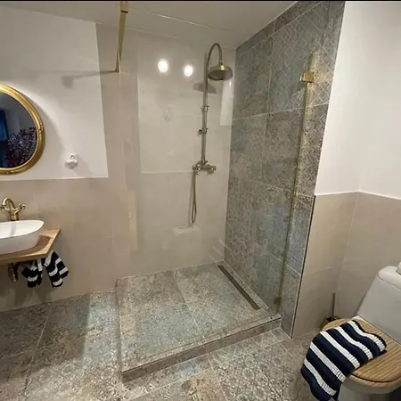 Apartman Zlata Almazia *