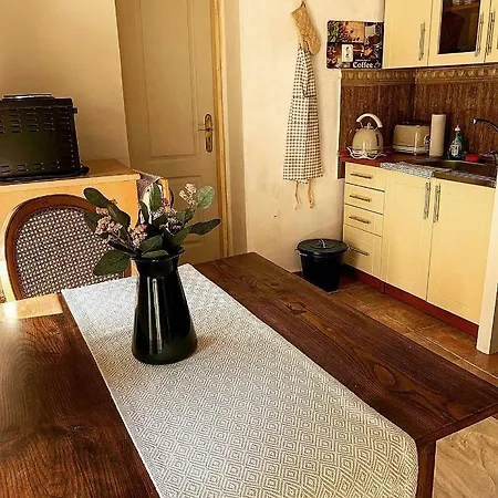 Apartman Zlata Almazia *